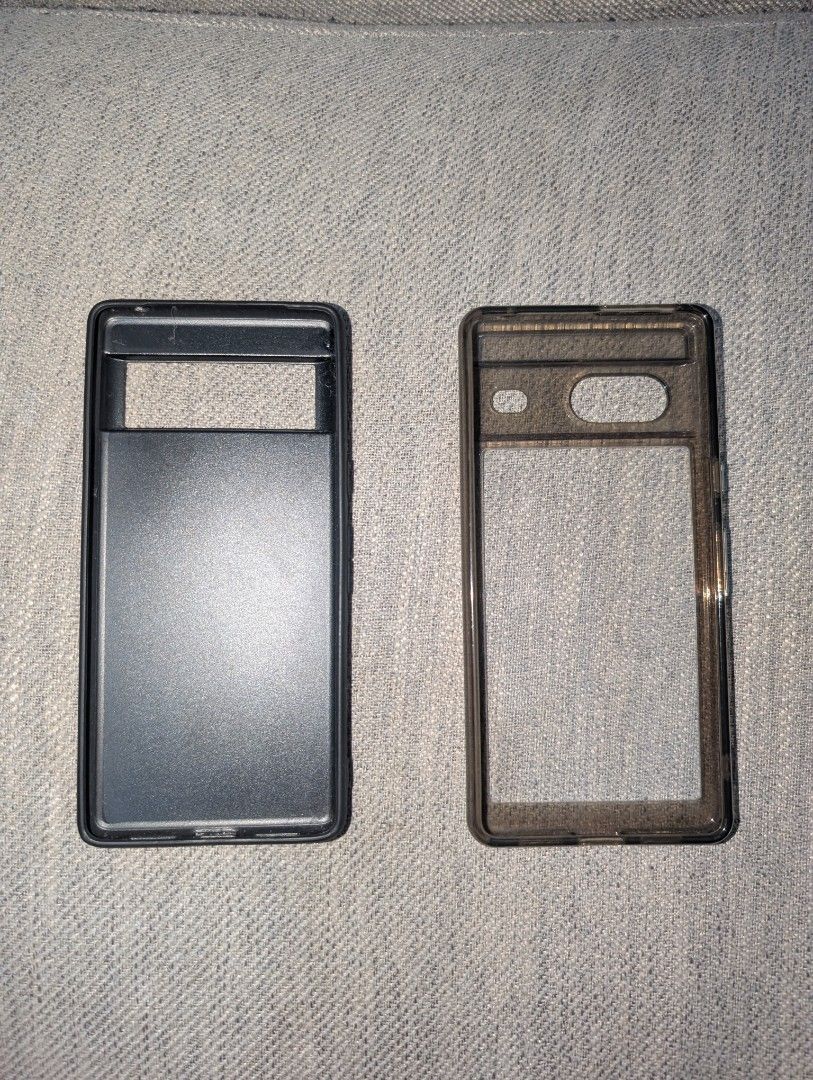 Google Pixel 7 phone case (Category: Cases & Sleeves) located in Quezon City. Submitted by qatarboi (Listing ID 1460470877, Image 2). Description: very good condition.