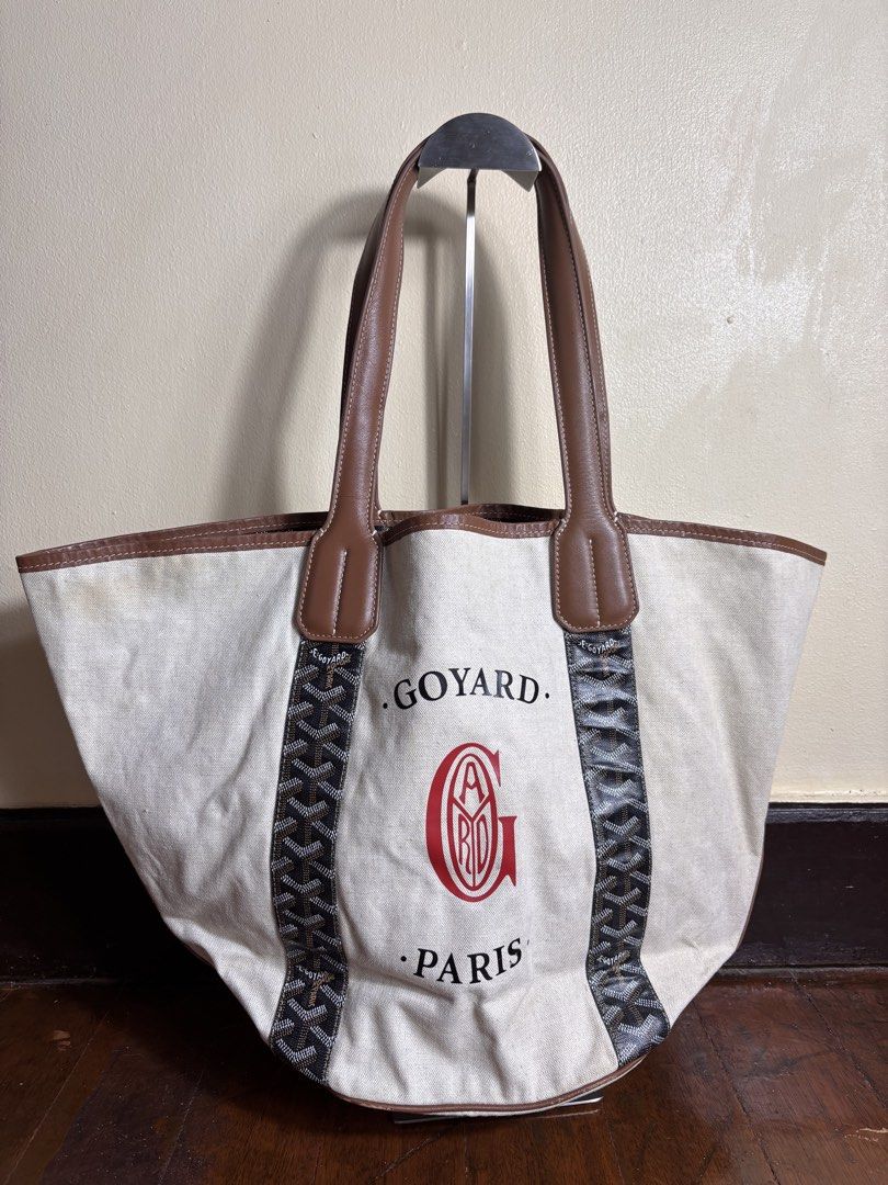Goyard Belharra Reversible Tote Bag (Category: Tote Bags) located in Manila. Submitted by earlylifecrisis (Listing ID 1460308899, Image 1). Description: Condition 8/10 Measure it by inch Width: 22 Length: 11.5 Depth: 6 Handle: 9.5 •Refund / Returns not allowed allowed •Please do check the dimensions size on labels sometimes are not accurate on the sizing •Ask me before purchasing.
