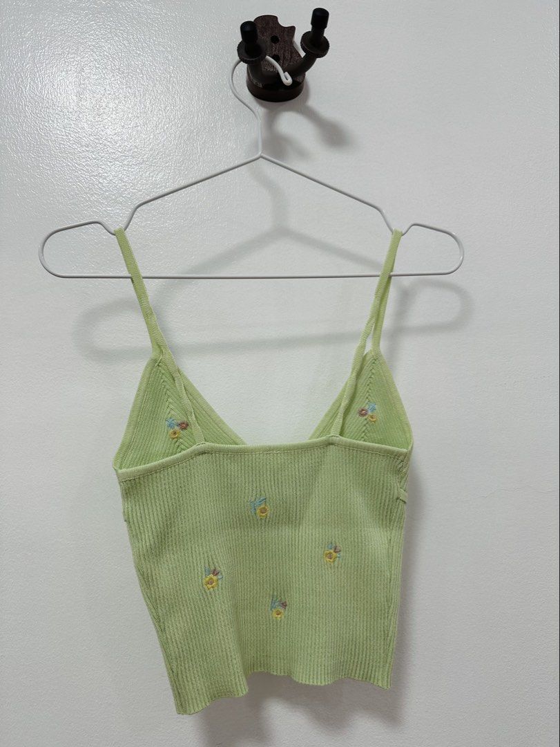 Y2K Green Floral Embroidered Top (Category: Sleeveless) located in Paranaque City. Submitted by kokoclosets (Listing ID 1460480273, Image 2). Description: Used twice only! Very cute and y2k! The straps were too long for me that’s why the straps at the back part are a bit squiggly bc I tied it into a knot to make it shorter😆.