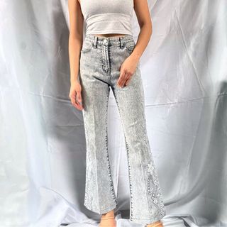 (Category: ) located in . Submitted by demi.rewears (Listing ID 1460313938, Image 1). Description: .