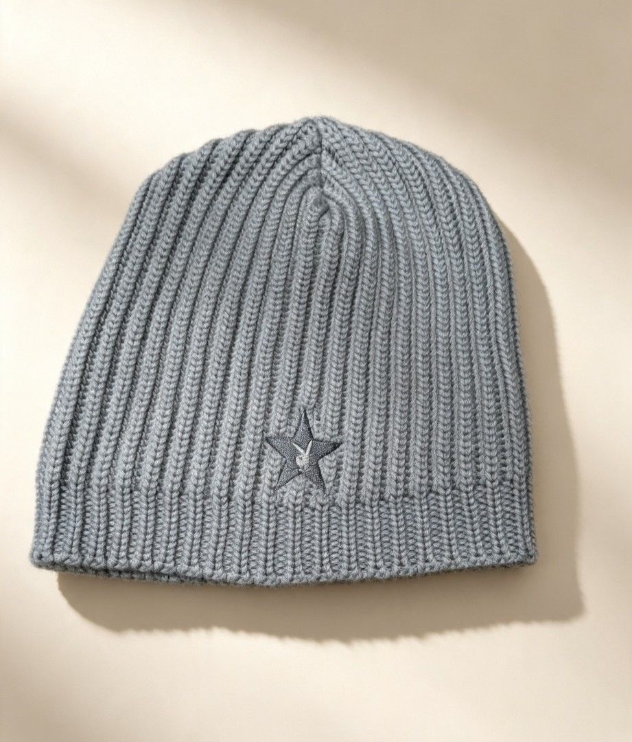 Grey Ribbed Knit Beanie Hat (Category: Hats & Beanies) located in Malabon City. Submitted by cyberthrifter85824 (Listing ID 1460250336, Image 1). Description: - Simple grey beanie - Ribbed knit texture for warmth and coziness - Classic, easy-to-style shape - Ideal for keeping warm on cold days.