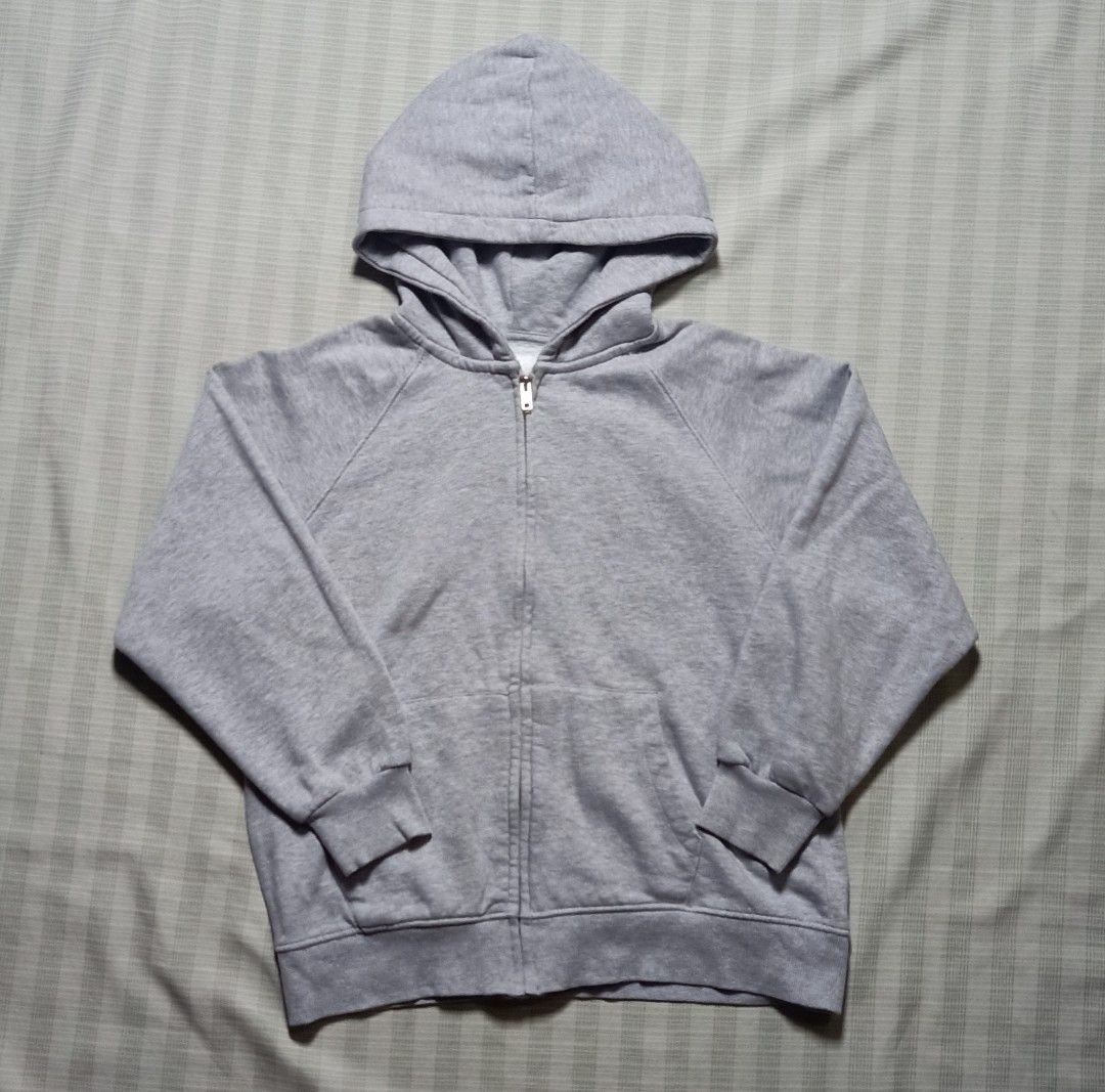 Grey ZARA Zip-Up Hoodie (Category: Hoodies) located in Pasay City. Submitted by jay_gdz (Listing ID 1460341609, Image 1). Description: Zara Full-Zip Gray Hoodie (Women’s) Dimes: 20W x 23L Excellent Condition Complete Tags 10/10 Color Rate No issue.