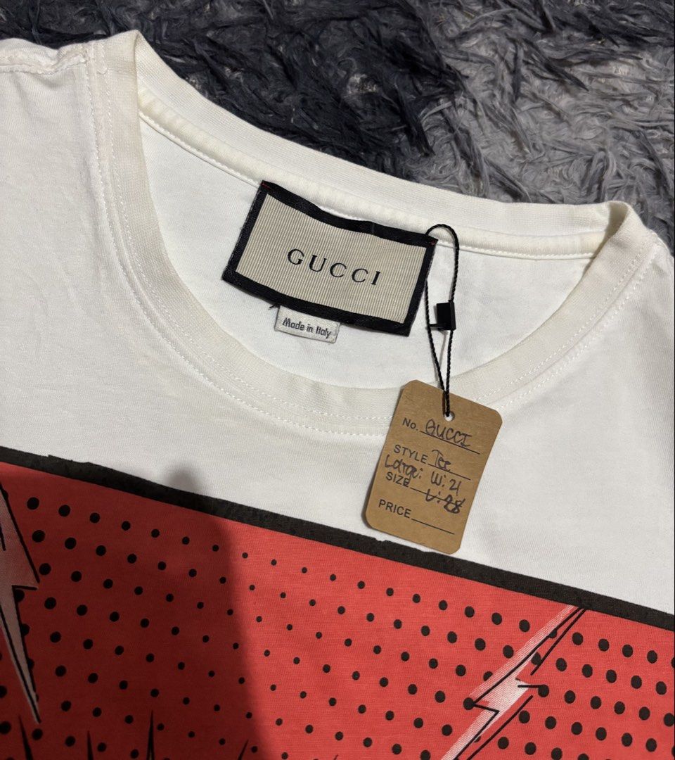 Gucci (Category: Activewear) located in Legazpi City. Submitted by thesource052 (Listing ID 1460489263, Image 3). Description: GUCCI MEDIUM TO LARGE WIDTH:21” LENGTH: 28 Excellent Needs Wash..