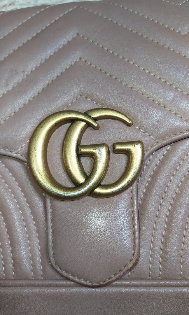 Gucci GG Marmont Shoulder Bag (Category: Shoulder Bags) located in Naga. Submitted by secondspinv2 (Listing ID 1460365137, Image 3). Description: Gucci GG Marmont Shoulder Bag ✅Sign Of Usage ✅ Good Condition ✅Need Wash ✅Location: Bicol Naga City, Camarines Sur ✅Courier: J&T Express/Flash Express ✅MOP: Gcash only.
