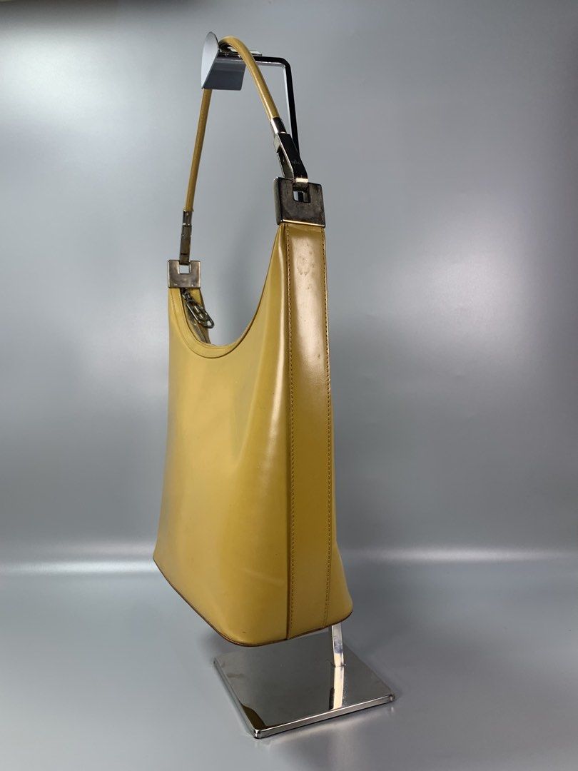 Gucci leather Handbag (Category: Shoulder Bags) located in Mabalacat. Submitted by vtgmalan (Listing ID 1460317139, Image 3). Description: Gucci leather Handbag Price :7,000 Condition :8/10 Product Condition Rank :B Issue/s : Repaired Handle /Need Cleaning Dimensions :11x11x4.5LxHxW) Inclusions: N/A Note : Please make sure to check all the photos before mine. All of the Items on sale are LEGIT/ORIGINAL. If you have a question , please message us 
