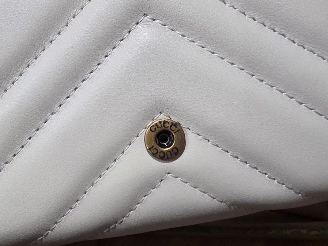 Gucci Marmont Continental Wallet (Category: Wallets & Card holders) located in Dasmarinas. Submitted by thebagdetox (Listing ID 1460412055, Image 2). Description: GUCCI MARMONT CONTINENTAL WALLET — WHITE 🤍 A timeless and elegant piece from Gucci’s iconic Marmont collection. The classic quilted design paired with the signature GG logo makes this wallet effortlessly chic and easy to style. The white colorway gives it a clean, sophisticated look—pe
