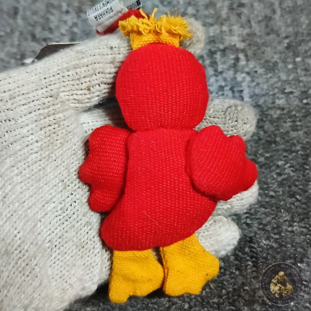 Handmade Himalayan Fluffy Duck Keychain (Category: Plushies & Soft Toys) located in Meycauayan. Submitted by ka_luma (Listing ID 1460321073, Image 2). Description: .