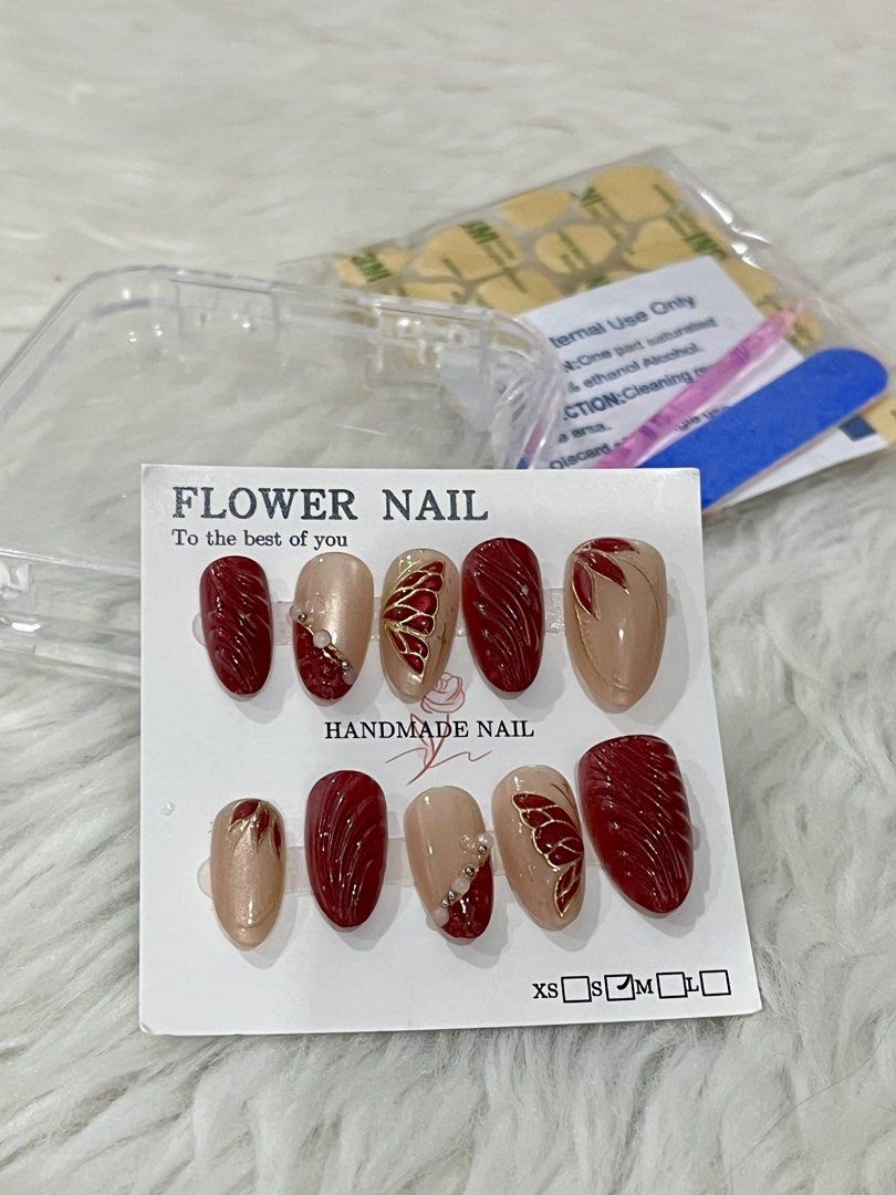 Handmade Press on Nails (Category: Hands & Nails) located in Manila. Submitted by missyoung222 (Listing ID 1460379498, Image 3). Description: Handmade Press on Nails Assorted design 150.00 each Reusable Easy to used.
