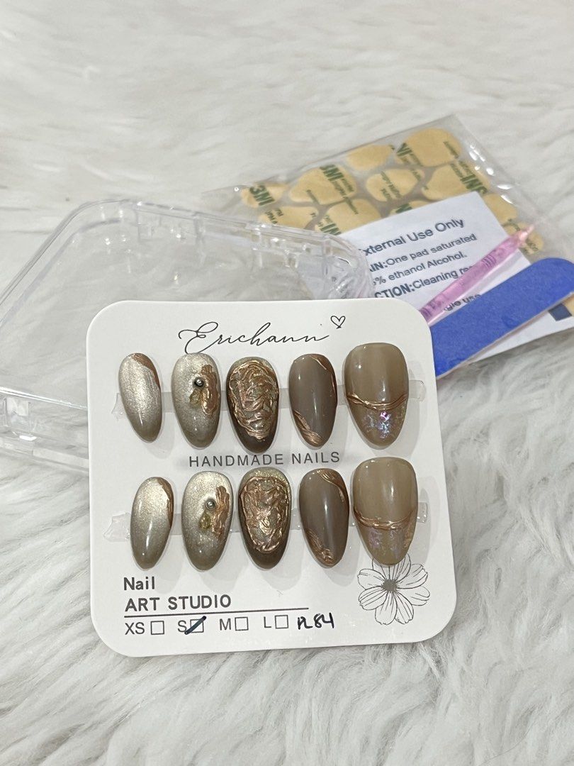 Handmade Press on Nails (Category: Hands & Nails) located in Manila. Submitted by missyoung222 (Listing ID 1460379498, Image 2). Description: Handmade Press on Nails Assorted design 150.00 each Reusable Easy to used.