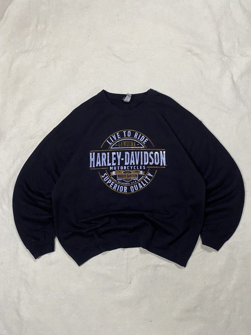 Harley Davidson Longsleeve (Category: Formal Shirts) located in Dasmarinas. Submitted by ridgeridethrift (Listing ID 1460449986, Image 3). Description: Harley Davidson Crewneck xl on tag Dimes: W - 25.5 , L 29.5 , S - 23 850+ sf Issues: malahibo ng pusa.