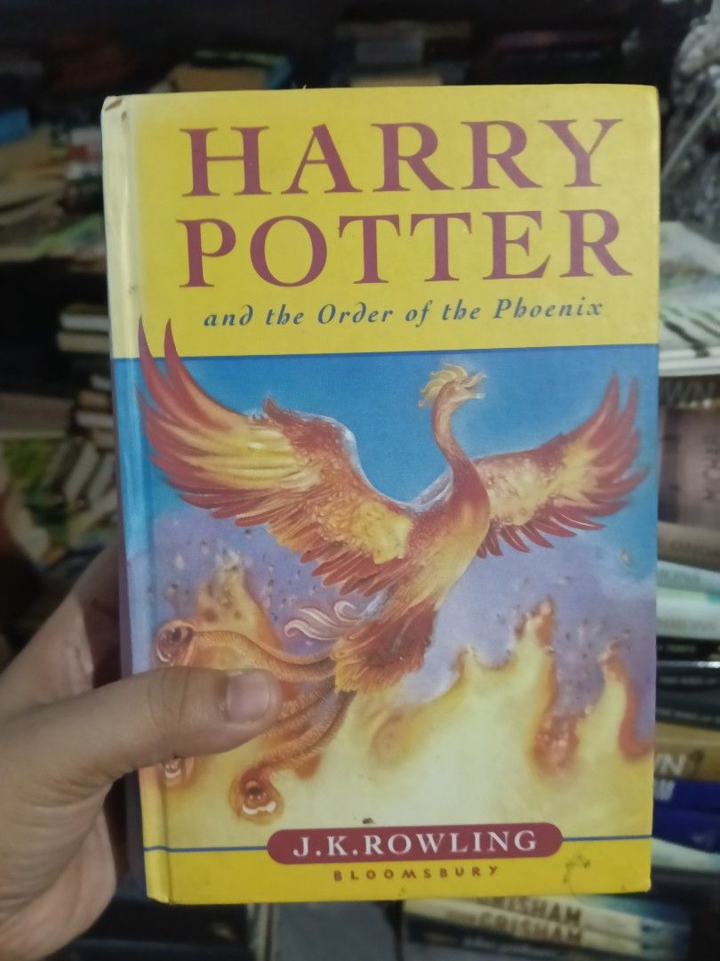 Harry Potter (HARDCOVER PRELOVED) (Category: Storybooks) located in Luna. Submitted by bookmine (Listing ID 1460456439, Image 3). Description: 550 each.