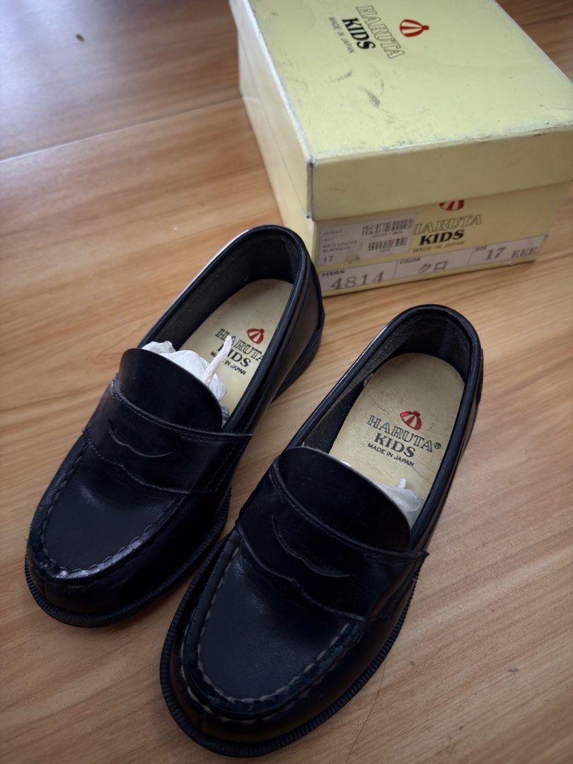 Haruta kids loafers (Category: Babies & Kids Fashion) located in Alfonso. Submitted by jbcamet (Listing ID 1460430339, Image 3). Description: Haruta kids loafers Size 17 EEE Authentic Brandnew No issue.