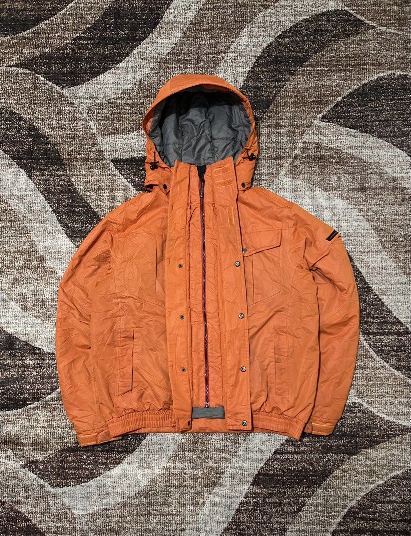 Heat Assist Jacket (Category: Coats, Jackets and Outerwear) located in Rizal. Submitted by ithriftph_ (Listing ID 1460485515, Image 3). Description: 🔻 Details 🔻 Heat Assist Jacket Pang Mt. Pulag nyo guys Large on tag Width: 23" Length: 26" Color rate: 8/10 Condition: 8.5/10 Issue: Washable stain (see last pic) Price: 150 pesos Reminders: Color may vary due to lighting and your screen resolution. Note: Ready to wear (already washed) Mode of Paym