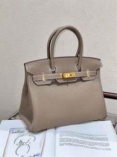 （分類：）位於 。 由 revintage.hk 提交（商品編號 1460408835，圖片 1）。簡介： 。