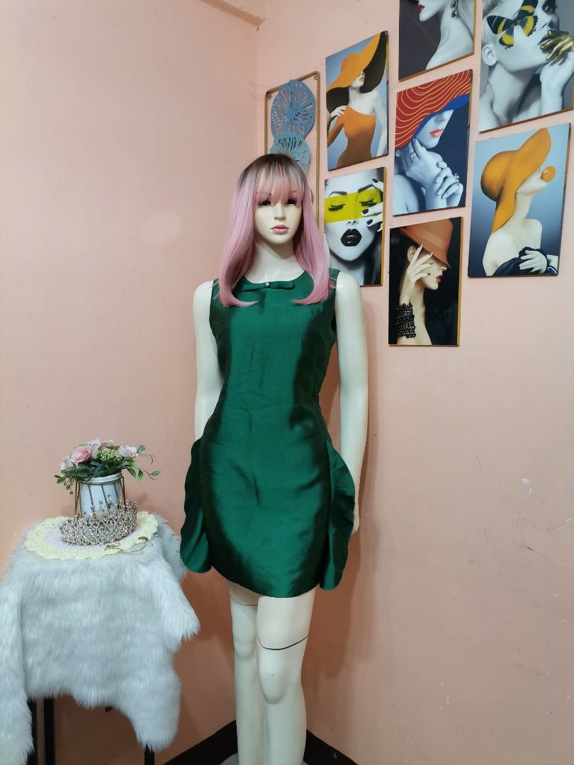 High Quality Elegant Green Dress (Category: Dresses) located in Tarlac. Submitted by prettydaintypieces01 (Listing ID 1460305246, Image 1). Description: ✨ High Quality ✨ XS-M, Seller's Favorite ✨ Direct PM for exact measurements. 💫Thank you! 😊.