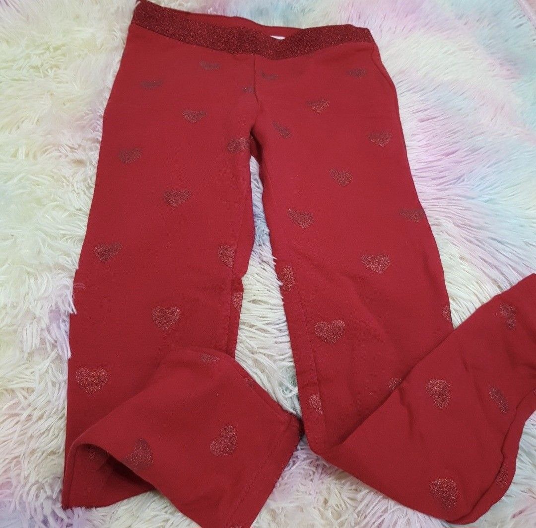 H&m heart red leggings (Category: Babies & Kids Fashion) located in Las Pinas. Submitted by assortedkidzstuffs (Listing ID 1460453602, Image 2). Description: repriced na po ito high quality. thick fabric h&m authentic NOT OVERRUN bought at Dubai 8-10y prettier po ung color and design in actual ganda ng pagka red.
