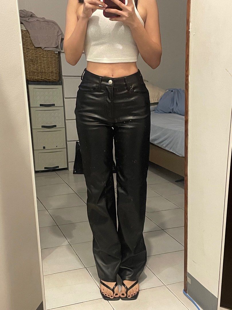 H&M Leather Pants highwaisted (Category: Other Bottoms) located in Manila. Submitted by valentinaababy (Listing ID 1460475950, Image 1). Description: used once size xs-s .