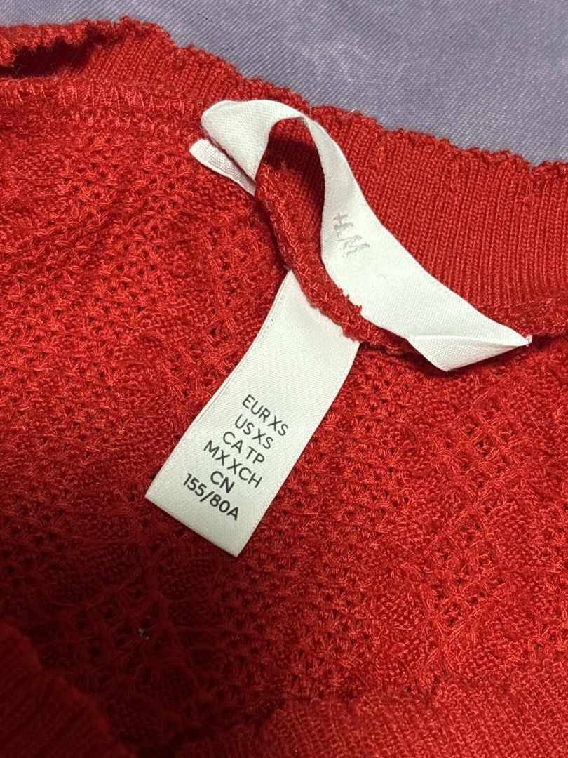 H&M Red Cable Knit Button Up Cardigan XS (Category: Coats, Jackets and Outerwear) located in Pasay City. Submitted by nicoletlntn_ (Listing ID 1460441417, Image 2). Description: - H&M Red Cable Knit Cardigan - Button-up front with white buttons - Long sleeves - Size XS - Ideal for layering.