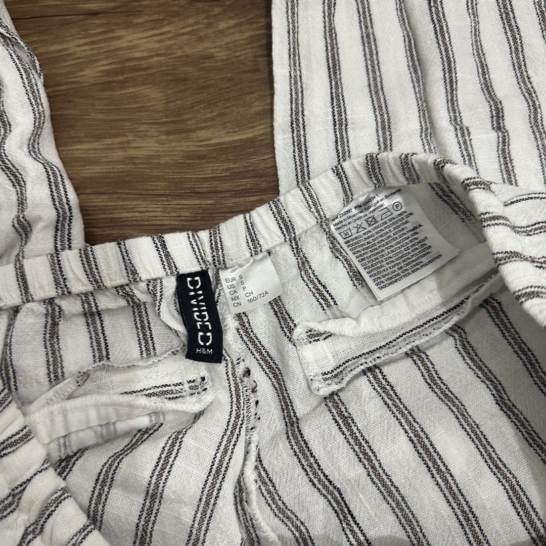 H&M stripes straight cut pants (Category: Jeans) located in Bulacan. Submitted by itemsbyjj (Listing ID 1460428798, Image 3). Description: .