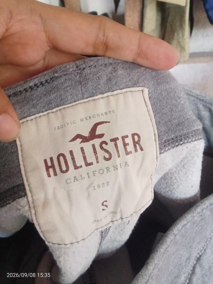 Hollister short (Category: Activewear) located in Butuan. Submitted by lourene.910 (Listing ID 1460393332, Image 2). Description: .