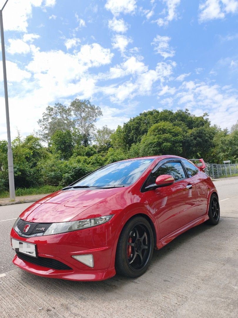 Honda Civic Type R (M) （分類：車輛放售）位於 Hong Kong。 由 leochingo 提交（商品編號 1460364503，圖片 1）。簡介： 二字牌簿,109000公里,緩緩上升中,改Honda電腦,呔鈴,避震,原裝四傘brembo,android車機,其他全部原裝,剛驗車,全車剛換曬保養嘢,換埋迫力皮,有單,接近一年牌費,即買即用,可小議可whataspp, 62828989。