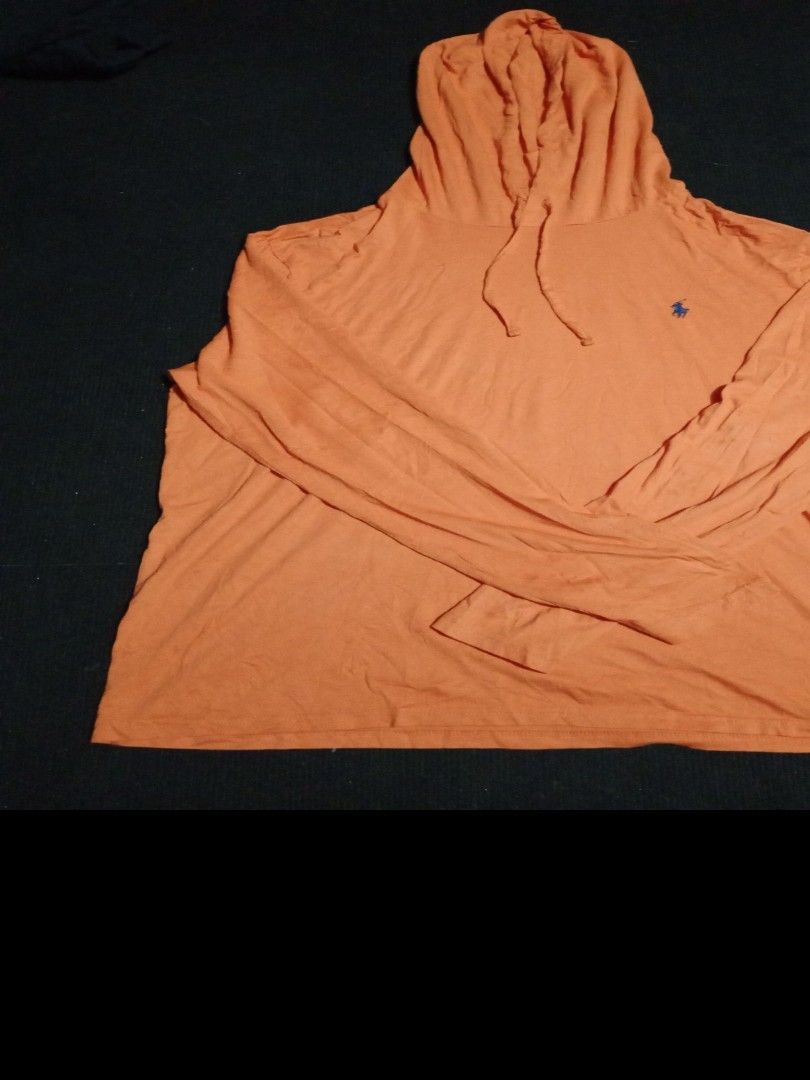 Hoodie Ralph Lauren (Category: Coats, Jackets and Outerwear) located in Angeles City. Submitted by john3162106 (Listing ID 1460401060, Image 1). Description: .