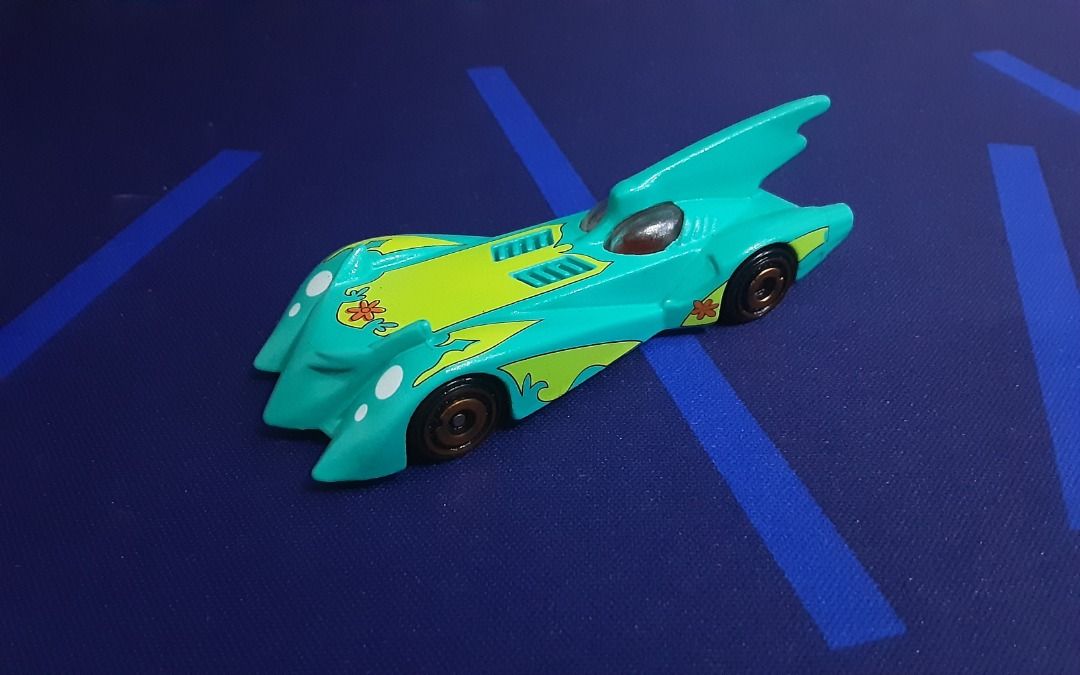 HOTWHEELS Cartoon Vehicles Set B (Category: Vehicle & Diecast Models) located in Quezon City. Submitted by bobbyrey1 (Listing ID 1454872860, Image 2). Description: HOTWHEELS Cartoon Vehicles Set B Set of 5. Scooby Doo Mystery Machine (Hotwheels Premium/RealRiders) Scooby Doo Mystery Machine-Themed Batmobile (Hotwheels Mainline) Onward "Guinevere" Van (Hotwheels Premium/RealRiders) Jetsons Flying Car (Hotwheels Premium/RealRiders) Cruella De Ville