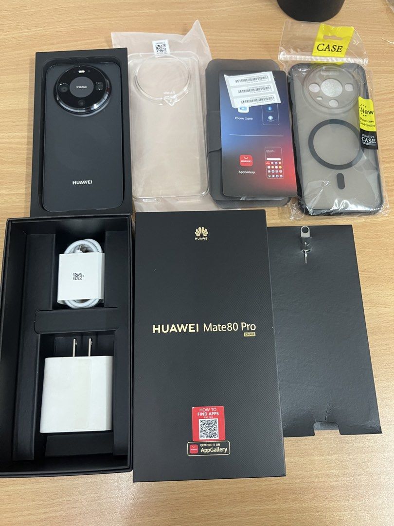 Huawei mate 80 pro 512gb (Category: Huawei) located in Manila. Submitted by xyz_xyz666 (Listing ID 1460451061, Image 1). Description: Sale or swap Huawei mate 80 pro 512gb 100% battery health June 2026 DOP complete no issue pwede sa maarte Pasig/marikina.