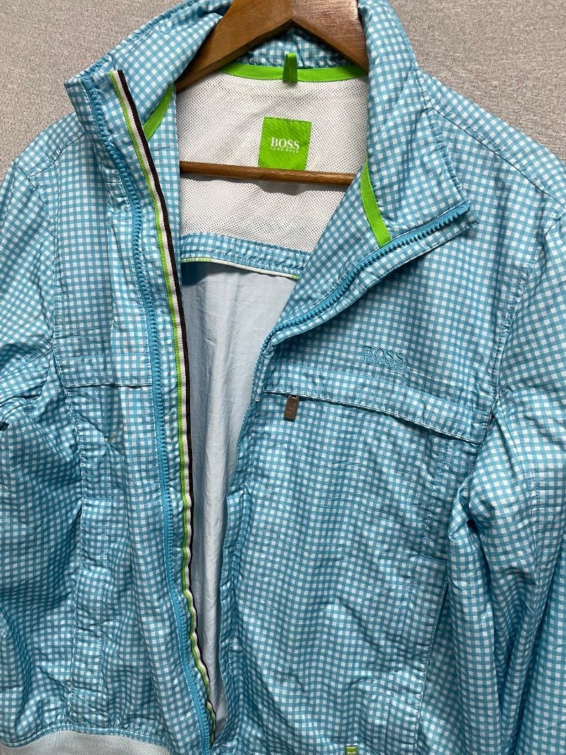 Hugo Boss Jacket (Category: Coats, Jackets and Outerwear) located in Manila. Submitted by _retrovate (Listing ID 1460488206, Image 3). Description: Medium 8.5/10 condition Kindly check the last 2 pics for flaws.