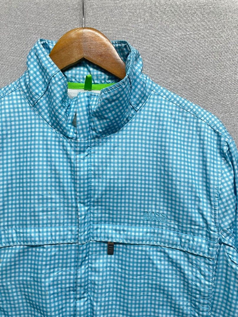 Hugo Boss Jacket (Category: Coats, Jackets and Outerwear) located in Manila. Submitted by _retrovate (Listing ID 1460488206, Image 2). Description: Medium 8.5/10 condition Kindly check the last 2 pics for flaws.