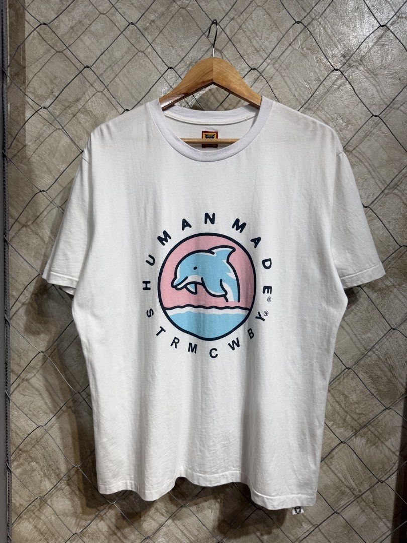 Human Made Dolphin Logo White Tee. (Category: Tshirts & Polo Shirts ) located in Manila. Submitted by ardobe.mnl (Listing ID 1460485004, Image 1). Description: Human Made Dolphin Logo White Tee. Size: Large Dimes: 22.5x28 Condition: Excellent Flaw: None! Dm for inquiries! 🛒📥.