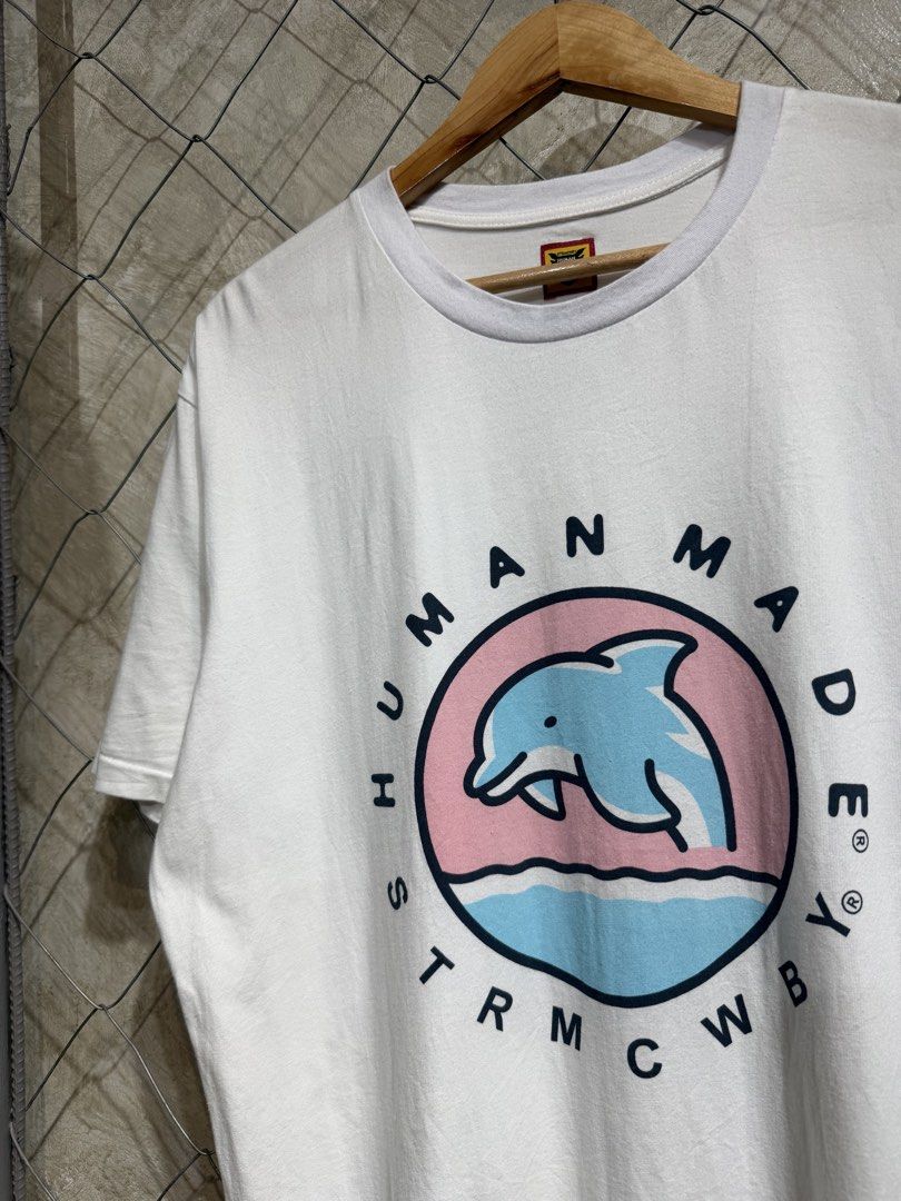 Human Made Dolphin Logo White Tee. (Category: Tshirts & Polo Shirts ) located in Manila. Submitted by ardobe.mnl (Listing ID 1460485004, Image 3). Description: Human Made Dolphin Logo White Tee. Size: Large Dimes: 22.5x28 Condition: Excellent Flaw: None! Dm for inquiries! 🛒📥.