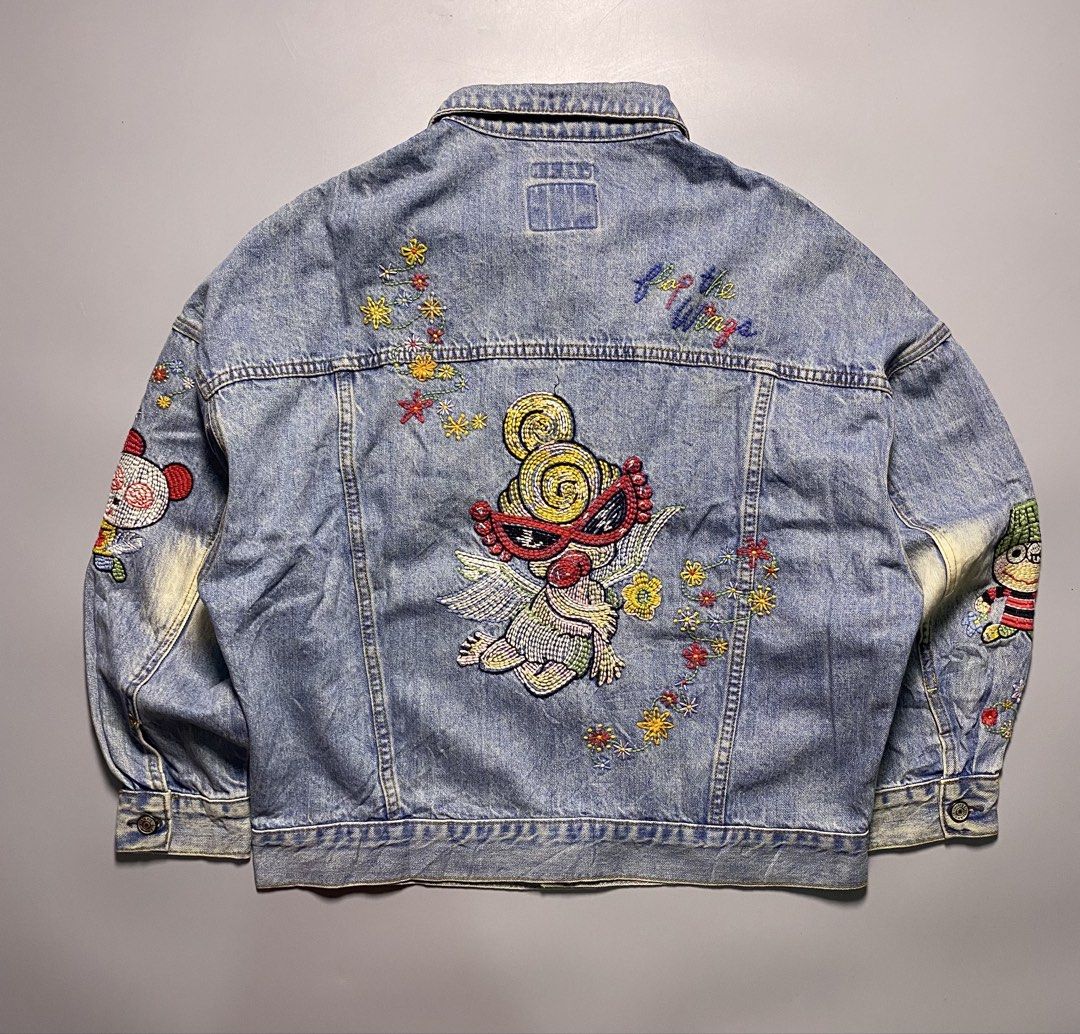Hysteric Glamour Denim Jacket (Category: Coats, Jackets and Outerwear) located in Bacolod City. Submitted by quiarakazelxx (Listing ID 1460457969, Image 3). Description: Size: Small •Unisex Dimes: W23 | L25 Flaws: Stain (Needwash) •Sign of used •Embroidered logo design Pm📩.