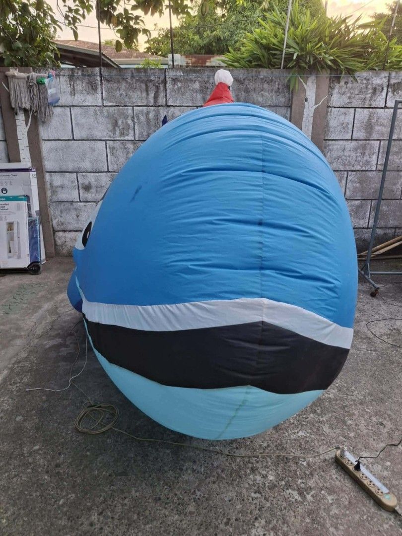 Inflatable Christmas GiantHappy Whale (Category: Other Home Decor) located in Plaridel. Submitted by tonilousg (Listing ID 1460480917, Image 3). Description: Inflatable Christmas Giant Happy Whale Remarks: 🔶 Factory Pull Out 🔸 As Is 🔶 Ready to use 👉 Check out our marketplace for more items that might interest you! We've got plenty of good stuff available. 🏠 We are located at: Plaridel, Bulacan 🛵 Courrier: Lalamove ( Buyer arrange booking).