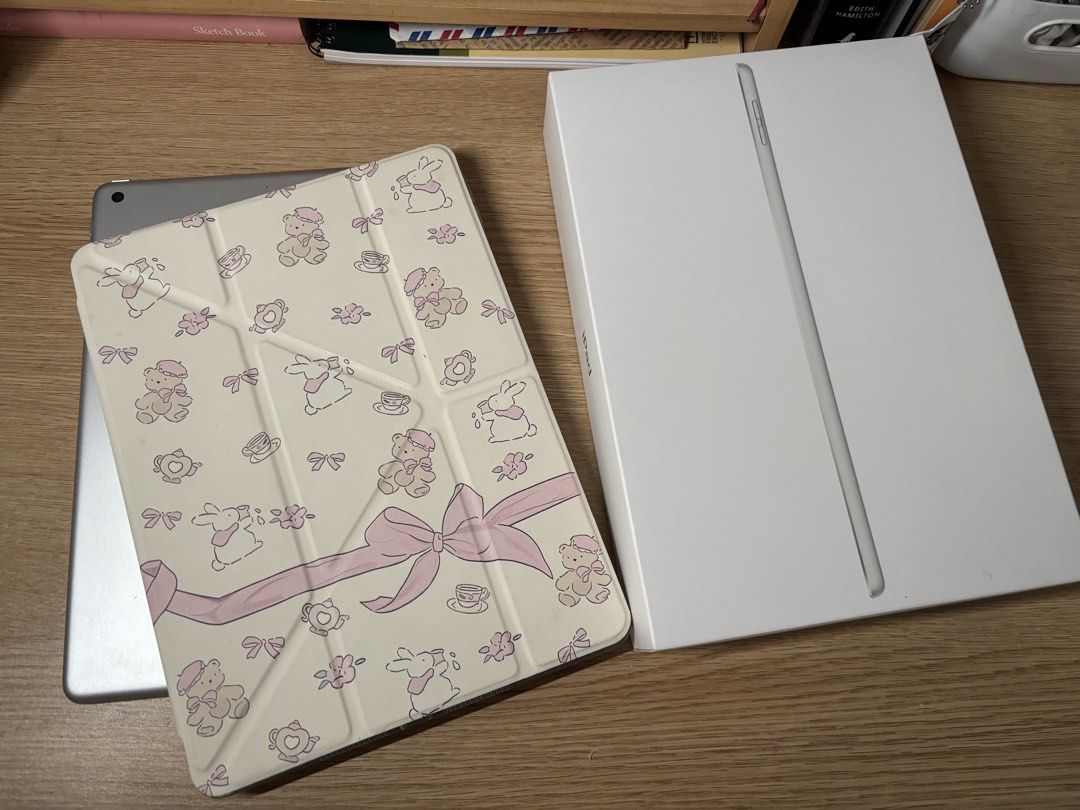 iPad 9th Gen (64gb) silver w/ Apple Pencil (Category: iPad) located in Maasin. Submitted by gwenchanaa (Listing ID 1460396873, Image 2). Description: Honest issue: •Slight LED burn (not noticeable & doesn’t affect performance) No charger included Inclusions: iPad with original box Apple Pencil (1st gen) with original box iPad case.