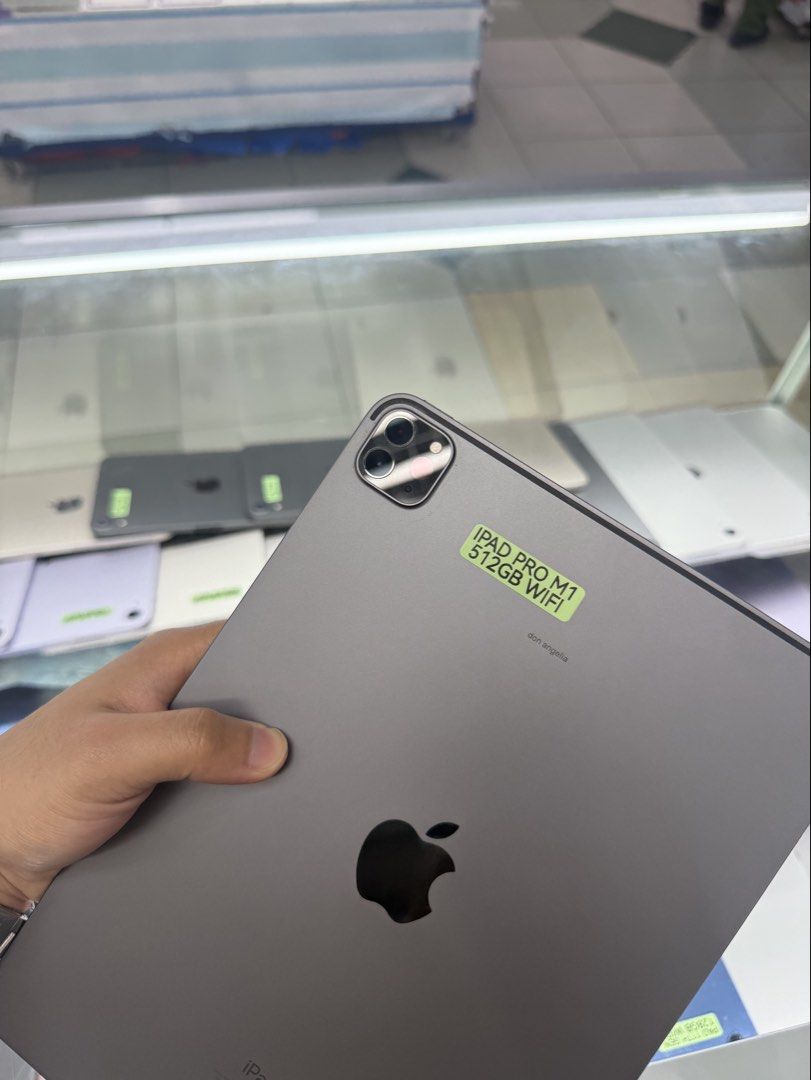 iPad Pro M1 11” 512GB 3rd Gen Wifi (Category: iPad) located in San Juan City. Submitted by Khalidmgdla08 (Listing ID 1460425390, Image 2). Description: FOR SALE | TRADE/SWAP Price: 37,500 On hand: iPad Pro M1✔️ 512GB ✔️ Wifi ✔️ 100% Original ✔️ 99% Makinis ✔️ 99% Smooth ✔️ NOT REFURB ✔️ NO HIDDEN ISSUES ✔️ NEVER BEEN REPAIRED ✔️ TEST TO SAWA✔️ FREE 3-UTOOLS ✔️ ANY MODEL OF IPHONE AND SAMSUNG ARE AVAILABLE! ✨ We accept: 🔹Cash 🔹Gcash 🔹Bank Trans
