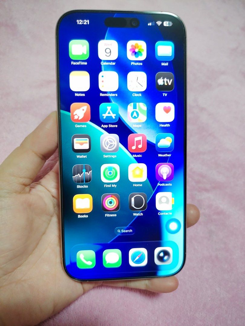 Iphone 16 Pro Max 256GB FU Natural Titanium (Category: iPhone 16 Series) located in Marikina City. Submitted by jhaze2318 (Listing ID 1460485922, Image 2). Description: FOR SALE or FOR SWAP: P45,999.99 Iphone 16 Pro Max 256GB FU Natural Titanium No issue All parts original Never been repaired/replaced any parts 86% BH (makunat pa) 621 CC Inclusion: Unit & case Unli check upon meet up. Loc: Marikina PM lang if interested. #PocoF8Ultra #PocoF8Pro #