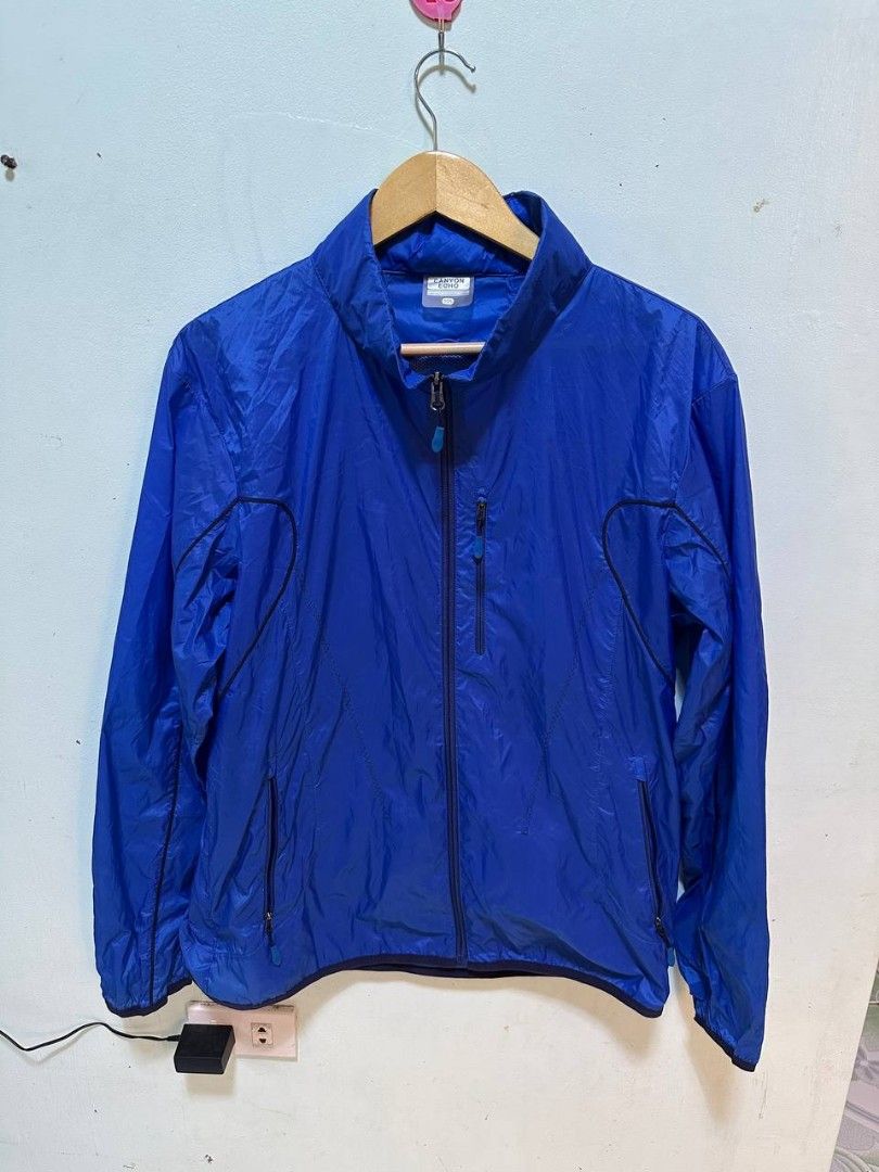 Jackets for sale (Category: Coats, Jackets and Outerwear) located in Bambang. Submitted by dinthriftyfinds (Listing ID 1460404845, Image 3). Description: 350 each fix. Dm sa dimes 📥.
