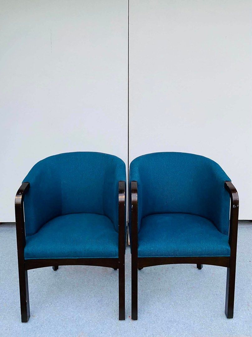 “JAPAN SURPLUS” 6PCS BLUE ACCENT CHAIRS (Category: Announcements) located in Bulacan. Submitted by monmon555 (Listing ID 1460465279, Image 1). Description: “JAPAN SURPLUS” 6PCS BLUE ACCENT CHAIRS SIZE: 22L” x 23W” x 19Sh” x 32H” inches (AS-IS ITEM) IN GOOD CONDITION.