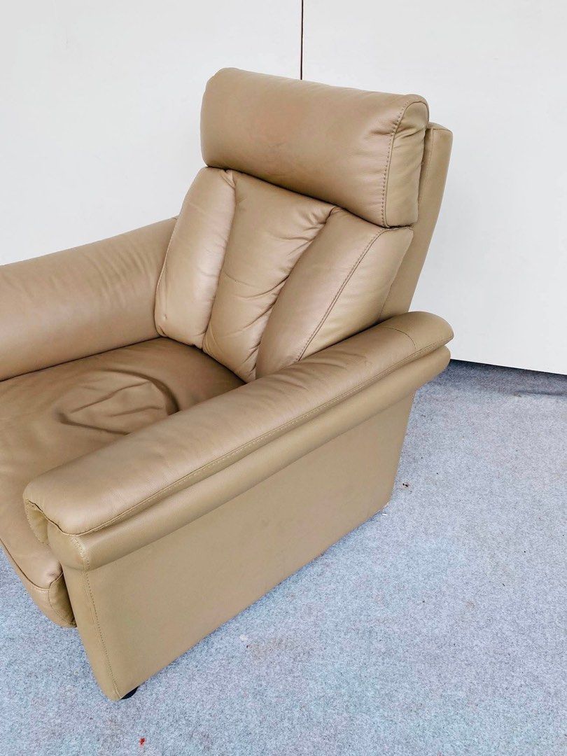 “JAPAN SURPLUS” SINGLE SOFA / ACCENT CHAIR (Category: Chairs) located in Bulacan. Submitted by monmon555 (Listing ID 1460464733, Image 3). Description: “JAPAN SURPLUS” SINGLE SOFA / ACCENT CHAIR SIZE: 33L” x 33W” x 17Sh” x 34H” inches (AS-IS ITEM) IN GOOD CONDITION.
