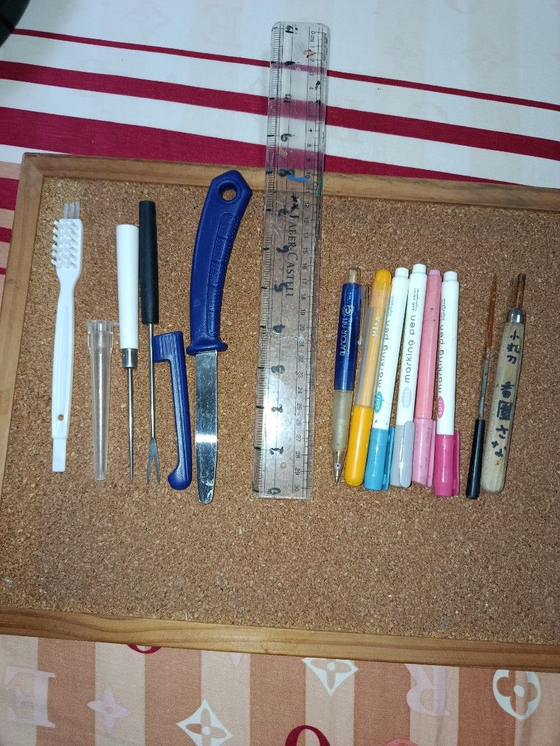 Japanese Bread knife Pentel pen etc bundle P80 (Category: Knives & Chopping Boards) located in Quezon City. Submitted by kristal68 (Listing ID 1460450973, Image 2). Description: ruler not included.