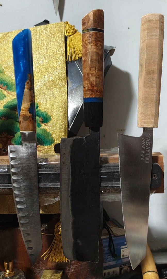 Japanese knives bundle 3pcs (Category: Knives & Chopping Boards) located in Polomolok. Submitted by dkljapansurplus (Listing ID 1460457818, Image 1). Description: Bundle 3pcs, rehandle lahat BL: 169mm X 165mm X 183mm Good condition, mula japan lahat.