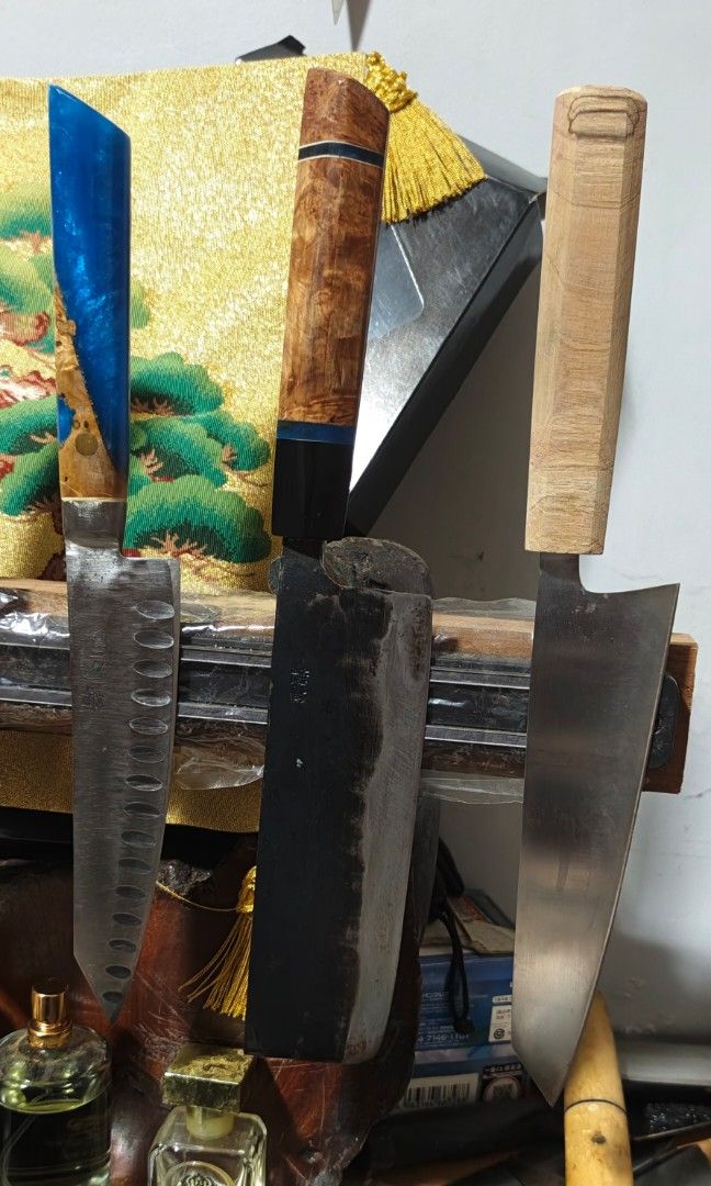 Japanese knives bundle 3pcs (Category: Knives & Chopping Boards) located in Polomolok. Submitted by dkljapansurplus (Listing ID 1460457818, Image 2). Description: Bundle 3pcs, rehandle lahat BL: 169mm X 165mm X 183mm Good condition, mula japan lahat.
