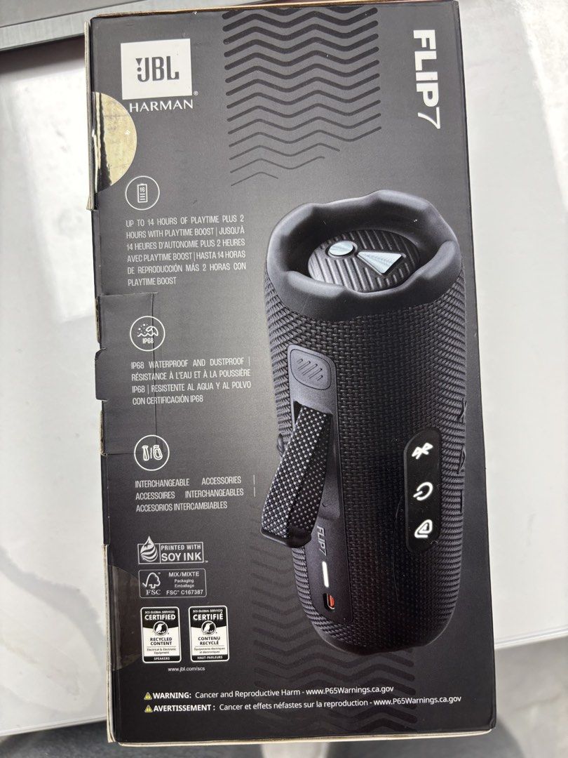 JBL 音响 （分類：Soundbar、揚聲器、藍牙喇叭、耳擴）位於 Hong Kong。 由 sakura0621 提交（商品編號 1460413524，圖片 3）。簡介： 全新JBL音响。