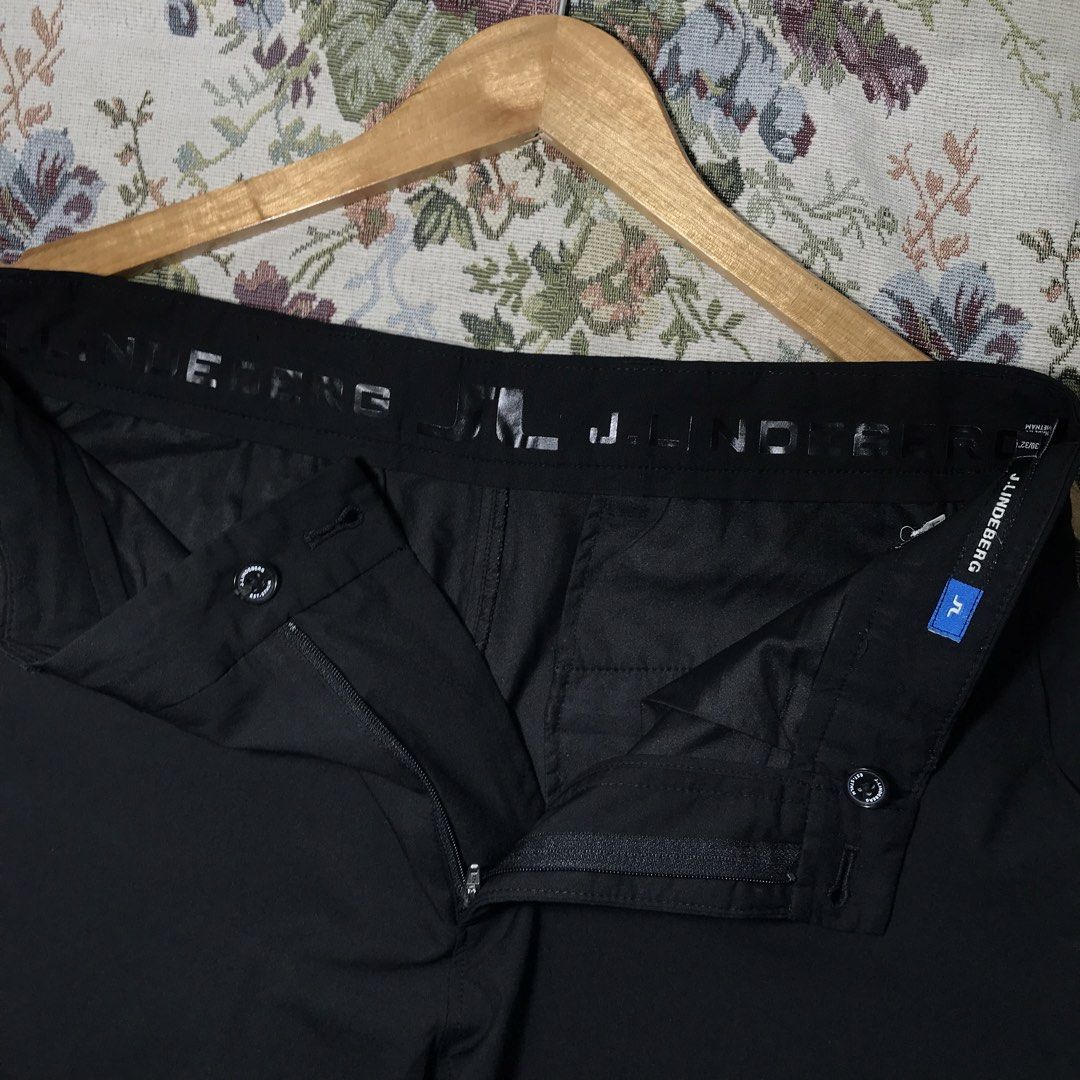 j.lindeberg GOLF PANTS (Category: Trousers) located in Norzagaray. Submitted by february.twelve (Listing ID 1460328791, Image 3). Description: FOR SALE 📌 J.LINDEBERG GOLF PANTS W - 32 L - 40 EXCELLENT CONDITION NO ISSUE 1000 + Shipping Fee 💵 Norzagaray, Bulacan 📍 Shipping Via J&T 🚛.
