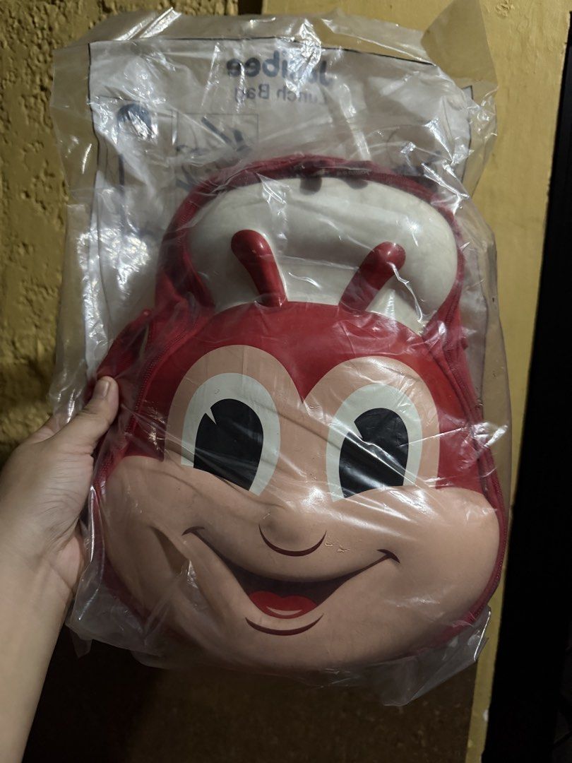 Jollibee Lunch bag (Category: Other Merchandise) located in Manila. Submitted by kaelstoypalace (Listing ID 1460474301, Image 1). Description: SEALED ONHAND.