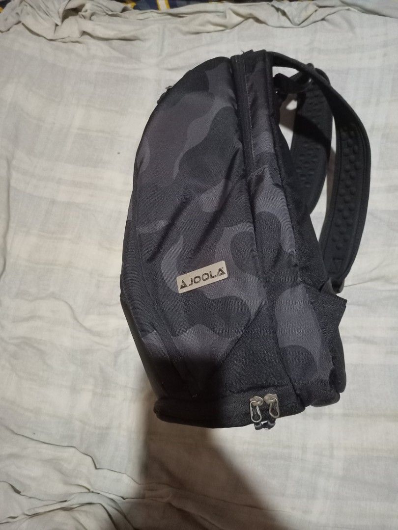 Joola vision pickleball bag (Category: Backpacks) located in Bacoor. Submitted by joromoto18 (Listing ID 1460429762, Image 3). Description: For sale original preloved bag Still in good condition Selling as is lang din po Joola vision pickleball bag 1,800 pesos only Fixed mura na yan Pass sa tawad Original bought it for 3,900 dati Nagpalit lang ko ng malaking bag Pick up only chua s pavilion dalahican cavite city Mas ok pick up para macheck nyo it