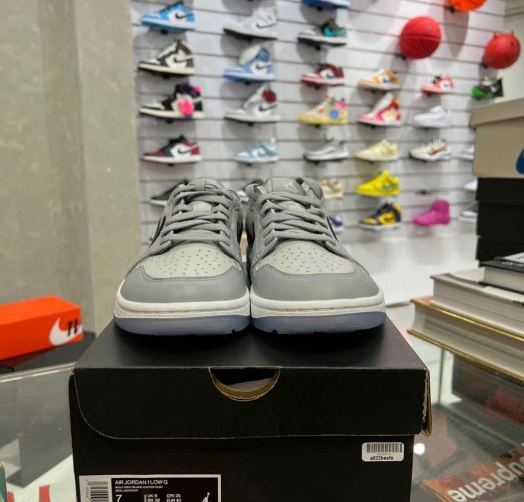 Jordan 1 Low Golf Smoke Grey (Category: Golf) located in Manila. Submitted by puretiger_a2ce98 (Listing ID 1460501344, Image 3). Description: Jordan 1 Low Golf Smoke Grey Available size Women's Euro 36 37 38 39 40 Available Men's Euro 36 37 38 39 40.