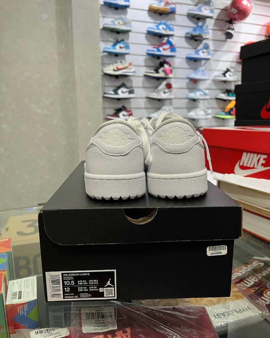 Jordan 1 Low Golf Triple White (Category: Golf) located in Manila. Submitted by puretiger_a2ce98 (Listing ID 1460501236, Image 2). Description: Jordan 1 Low Golf Triple White Available size Women's Euro 36 37 38 39 40 Available Men's 40 41 42 43 44 45.