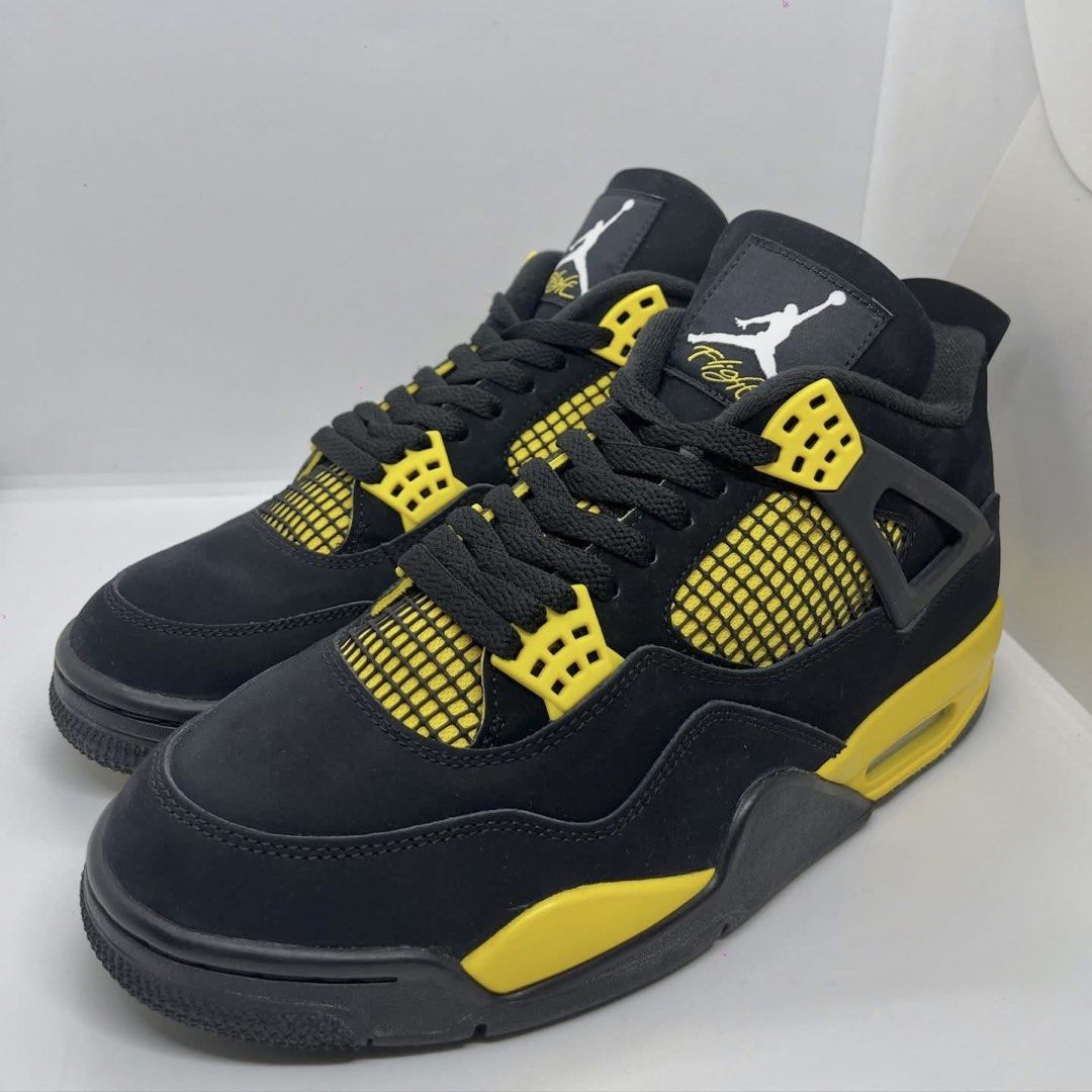 Jordan 4 Thunder (Category: Sneakers) located in Bacoor. Submitted by truecrease (Listing ID 1460364517, Image 1). Description: Jordan 4 Thunder Size 9 - Used x2 ₱5,000 !!ALWAYS BUYING NEW AND USED PAIRS “You’ll Know It’s Loved When It’s Creased” “Use it till it’s Creased” #NikePh #SwooshPh #Jordan4 #Thunder #TrueCrease.